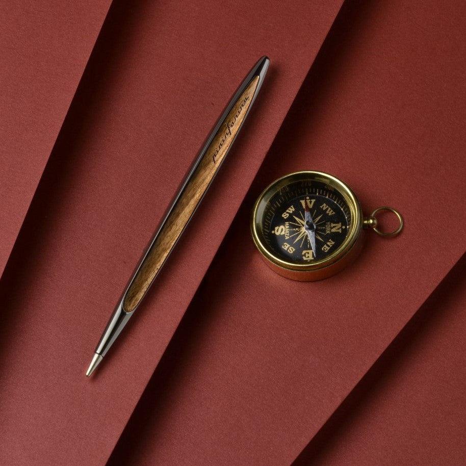 Pininfarina Cambiano Classic Ethergraf – Stylus with Ethergraf® Metal Alloy Nib and Solid Wood Desk Stand