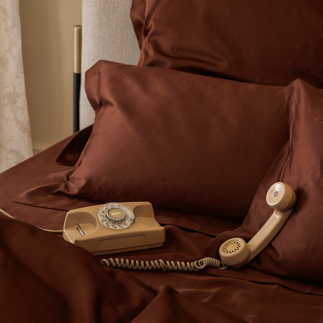 Satin Pillowcases with Three Ruffles DACH