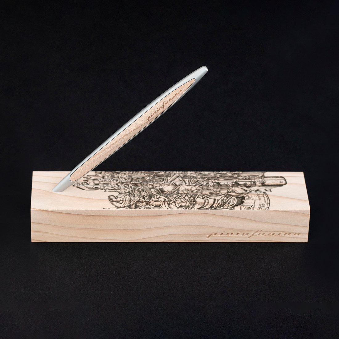 Pininfarina Cambiano Engine Maserati Edition - Ethergraf with cedarwood base