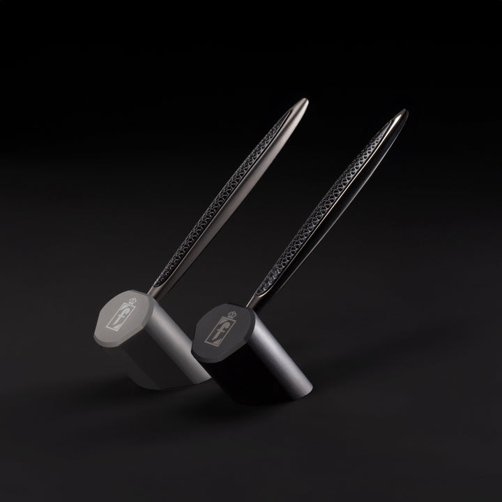 Pininfarina Cambiano Transition with Aluminum Desk Stand
