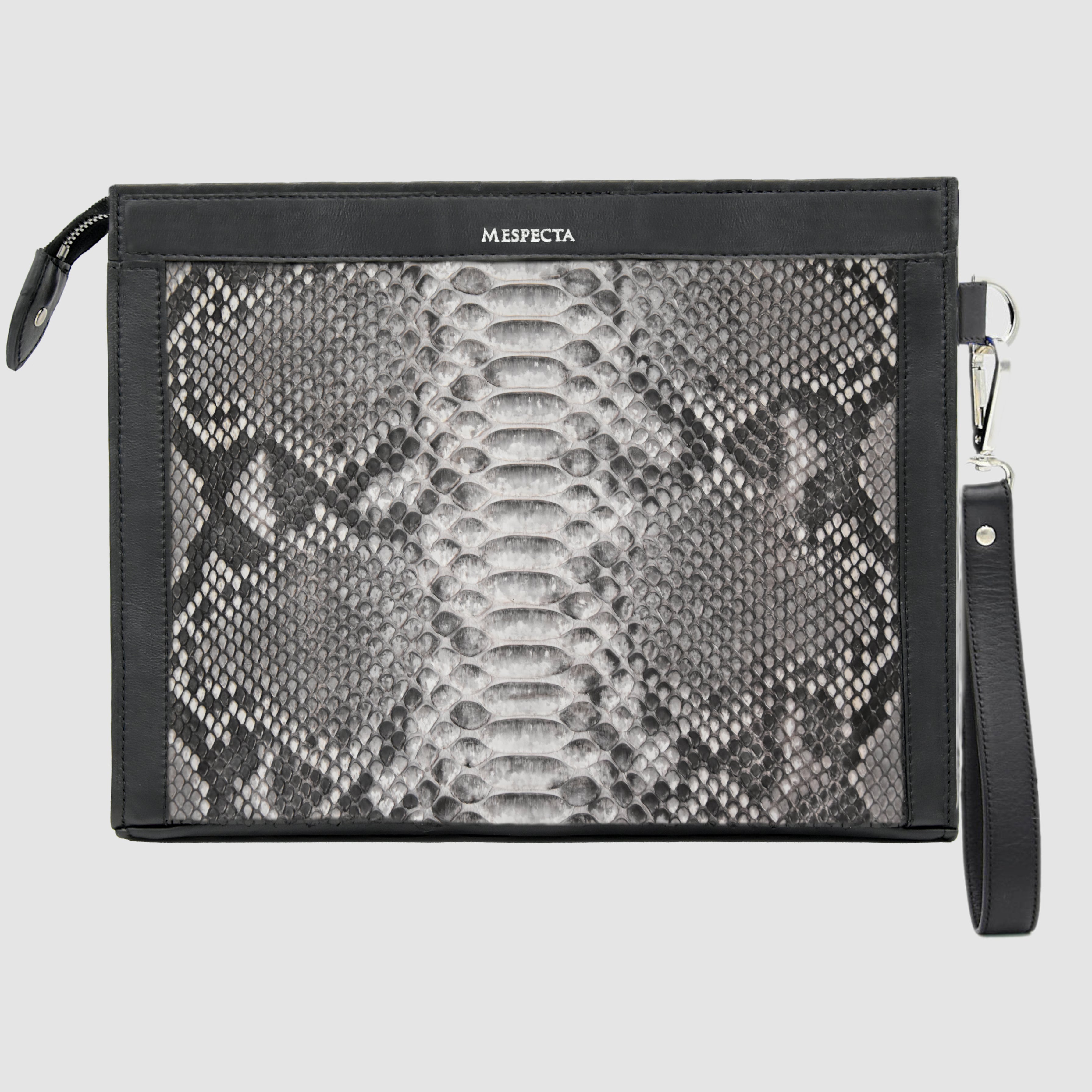 Pochette borsello mod. Conquistatore uomo Personalizzabile in vera pelle di Pitone Bianco e Nero