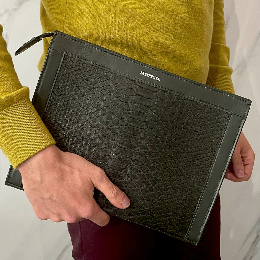 Pochette clutch borsamod. "Conquistatore" Uomo pelle di Pitone Personalizzabile con iniziali - Verde Militare