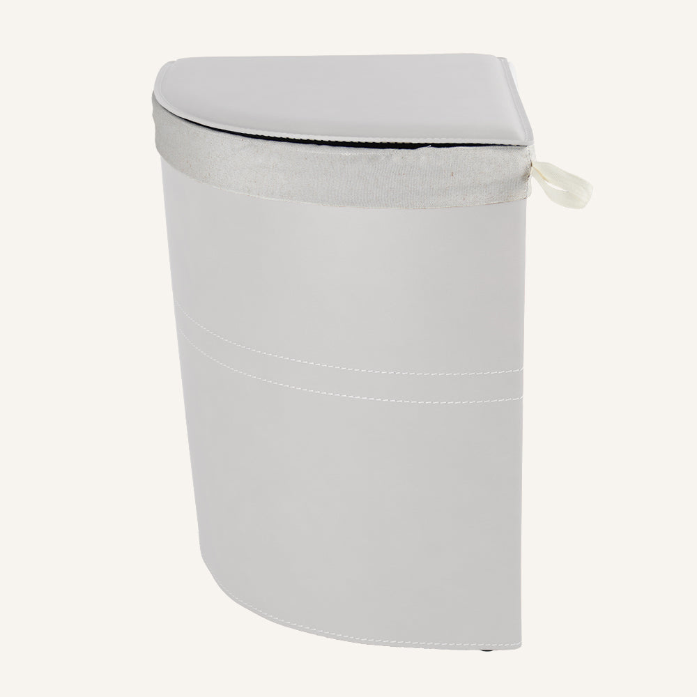 Portabiancheria ad angolo in cuoio SIMON - Bianco, Deluxe