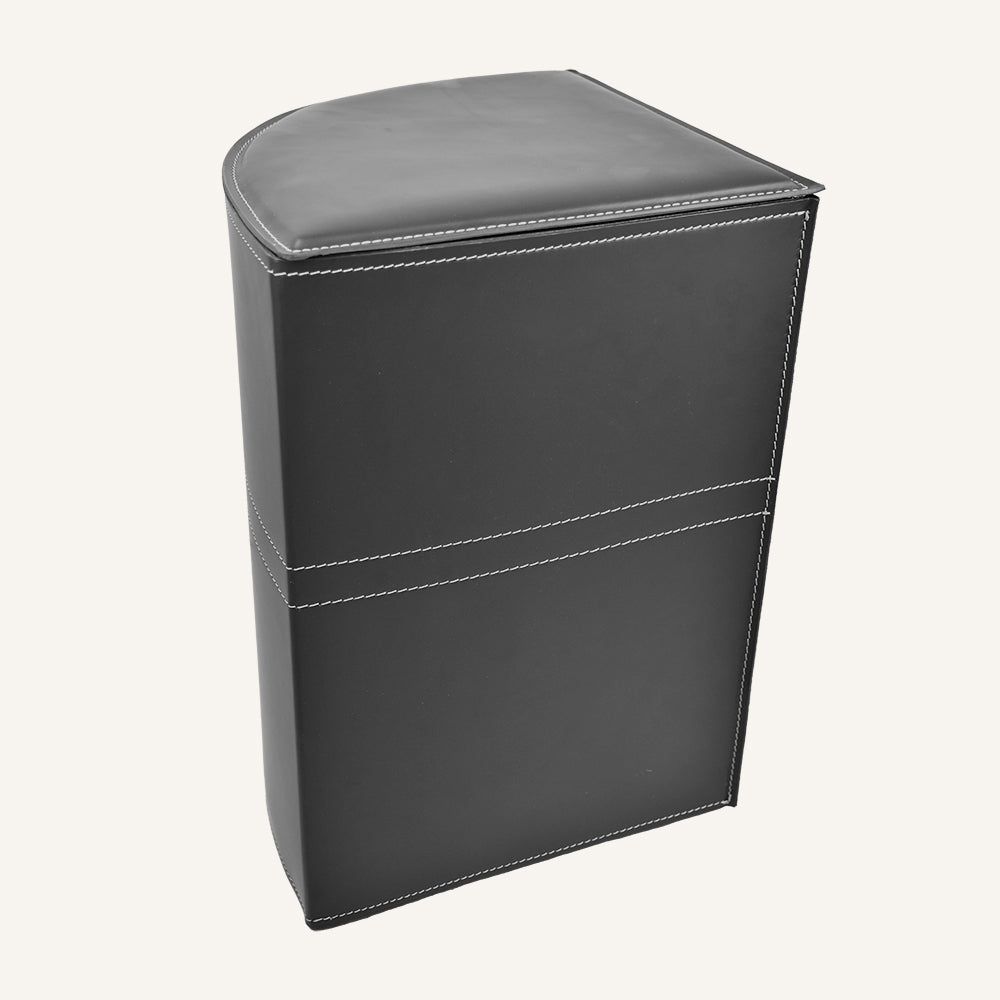 Portabiancheria ad angolo in cuoio SIMON - Nero, Standard