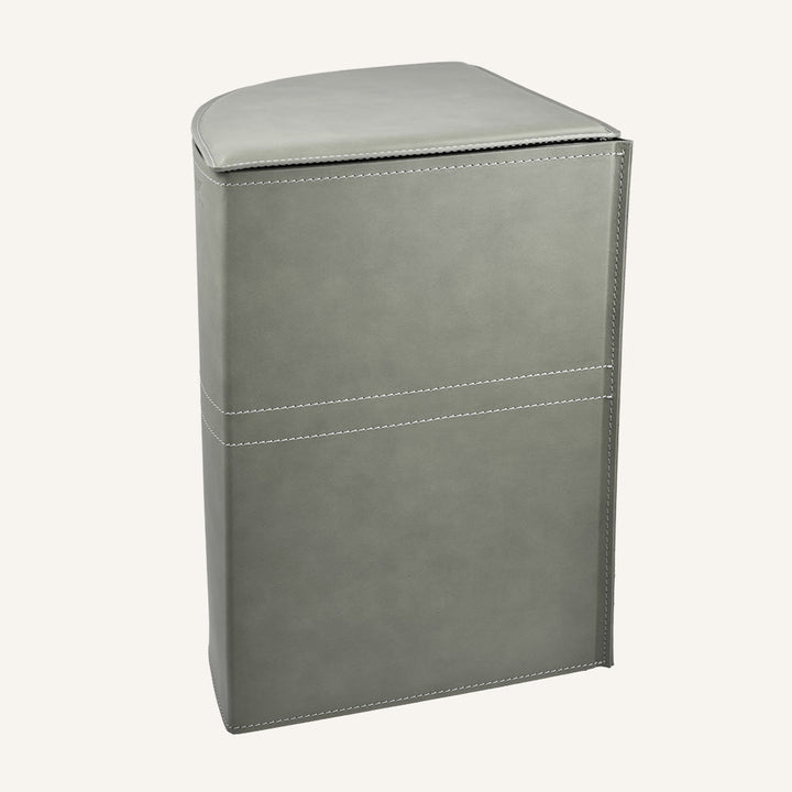 Portabiancheria ad angolo in cuoio SIMON - Tortora, Standard