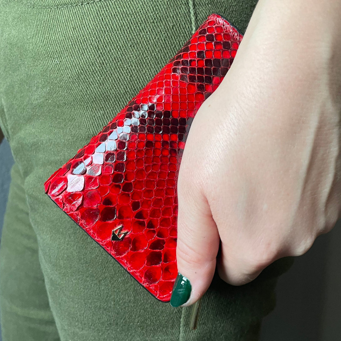 Portafoglio in vera pelle di Pitone Nero Personalizzabile