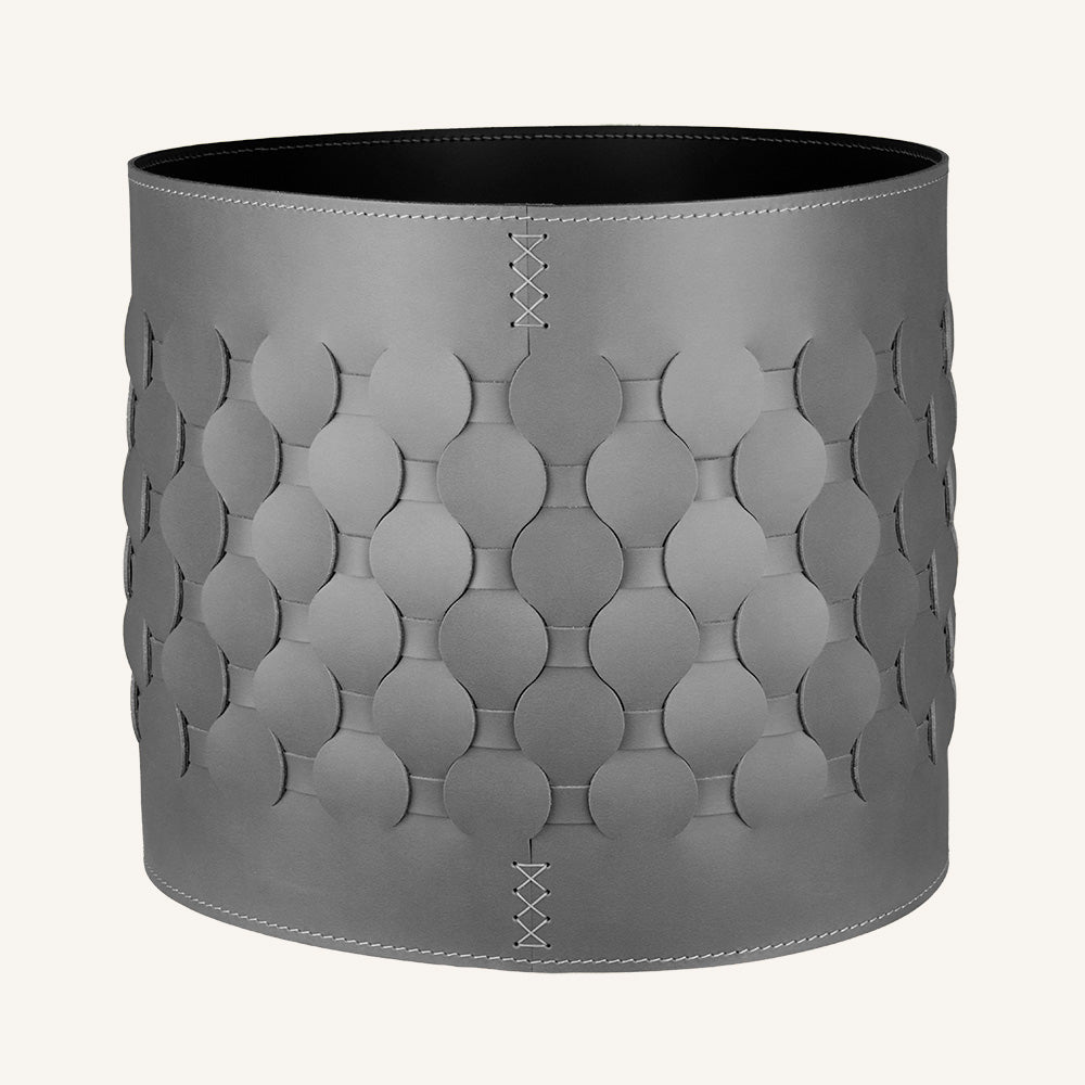 Portavaso per interni in rigenerato di cuoio intrecciato THANASIS - Grigio, ⌀ 41 x 36 cm