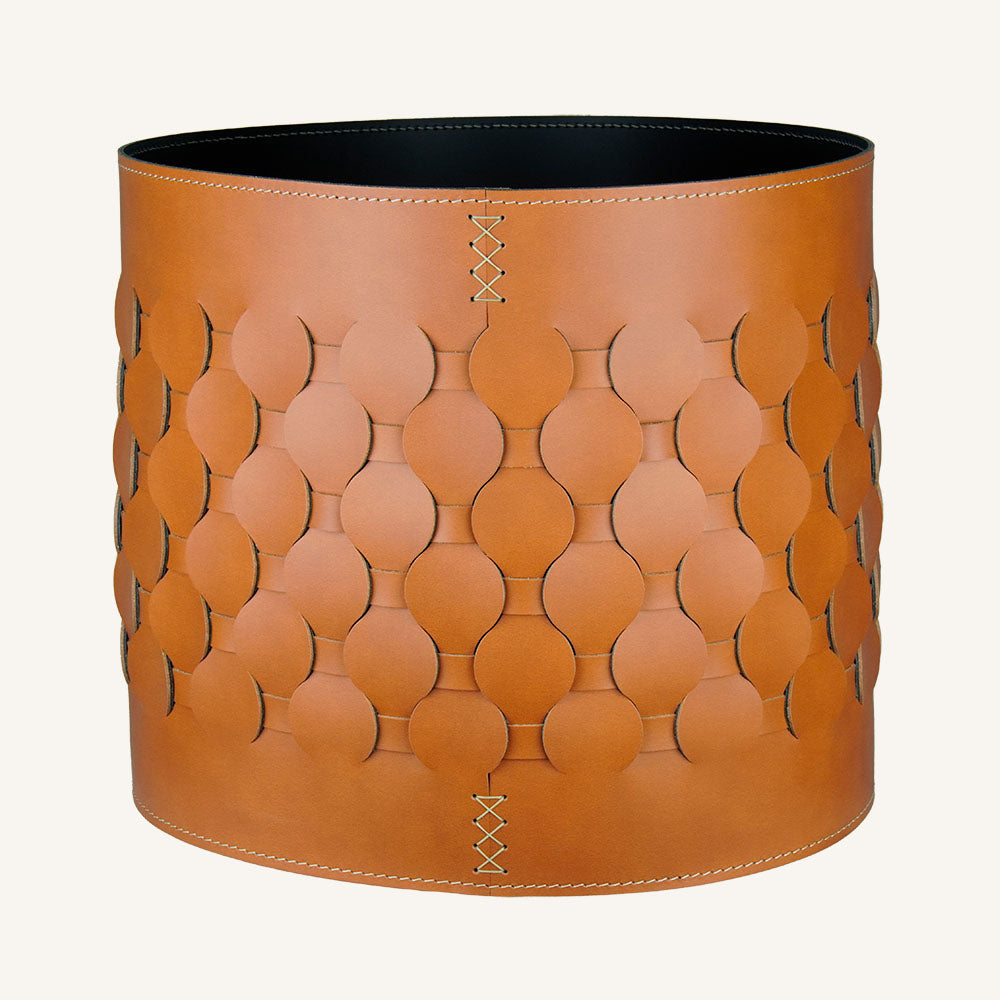 Portavaso per interni in rigenerato di cuoio intrecciato THANASIS - Marrone, ⌀ 41 x 36 cm