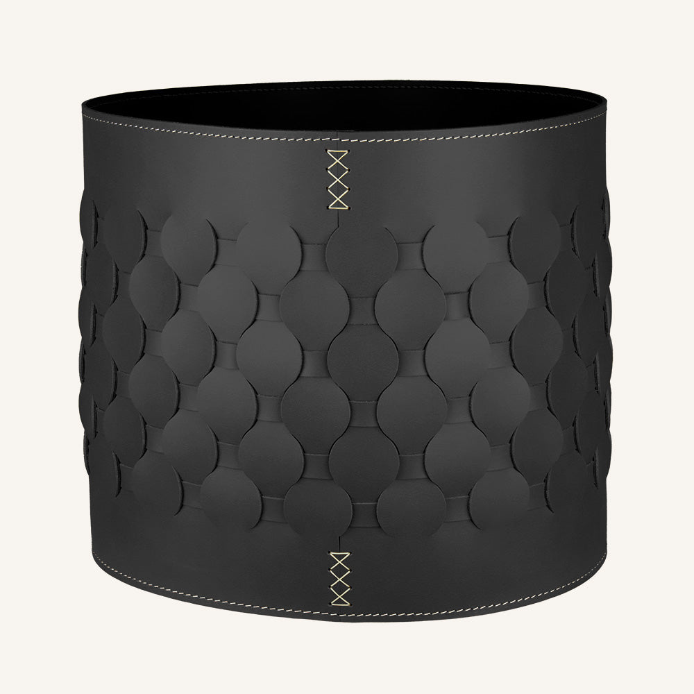 Portavaso per interni in rigenerato di cuoio intrecciato THANASIS - Nero, ⌀ 41 x 36 cm
